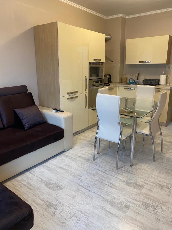 Iva Luxury Apartament Русе Екстер'єр фото